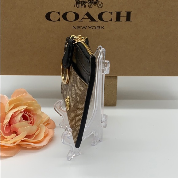 Mini Skinny Id Case In Signature Canvas - Picture 4 of 16